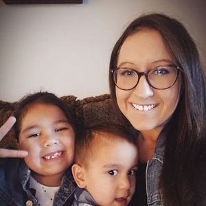 Meet your Posher, Elizabeth